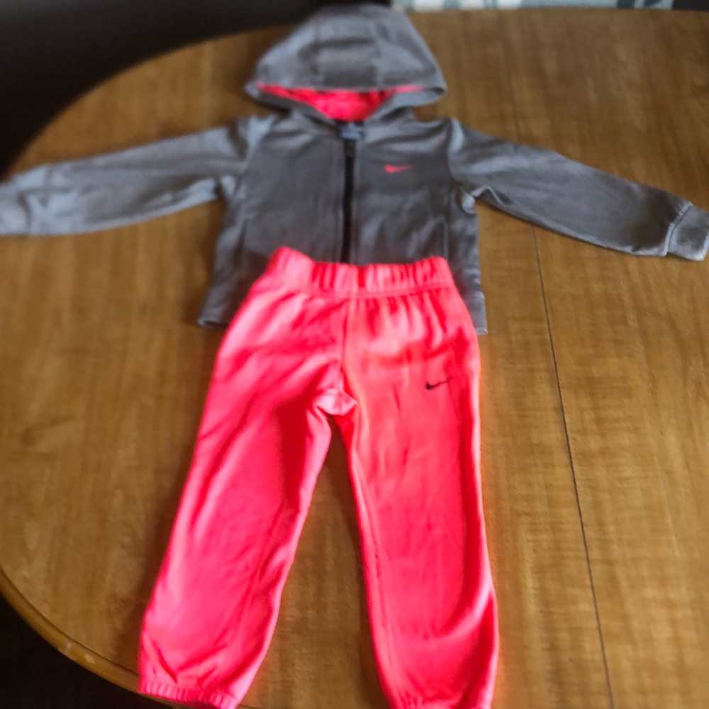 3T Nike Dri Fit Jogger 2-piece Set